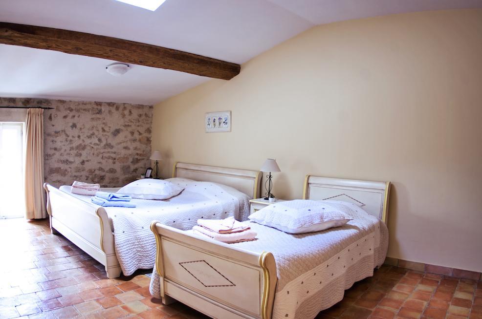 Bed and Breakfast L'Abri du Poète Besse-sur-Issole Camera foto