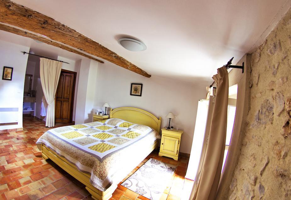 Bed and Breakfast L'Abri du Poète Besse-sur-Issole Camera foto