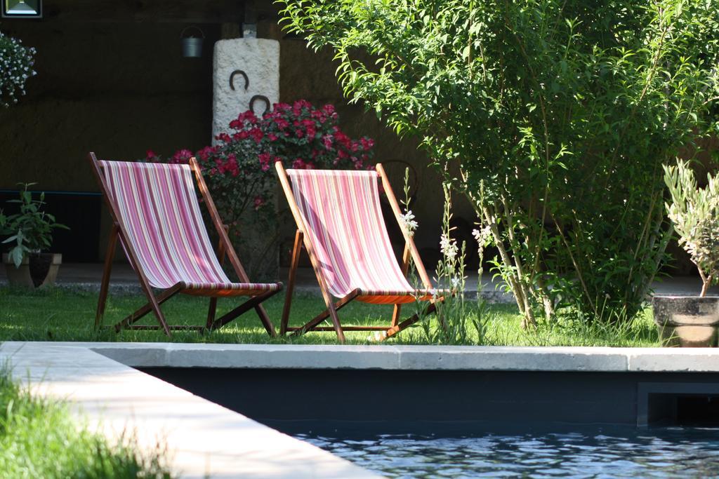 Bed and Breakfast L'Abri du Poète Besse-sur-Issole Esterno foto